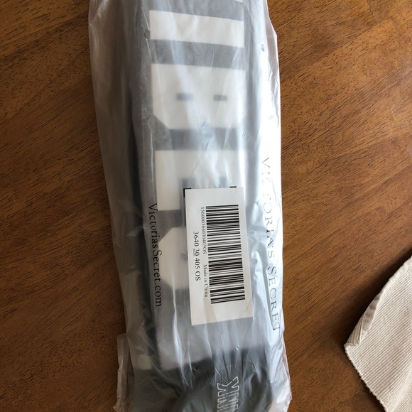 NWT PINK ‘Good Vibes’ Insulated Cooler - Picture 4 of 4